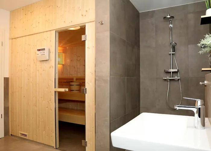 Sonnenweg 46/5 Fuer 2 Personen Mit Sauna Und Balkon. شقة